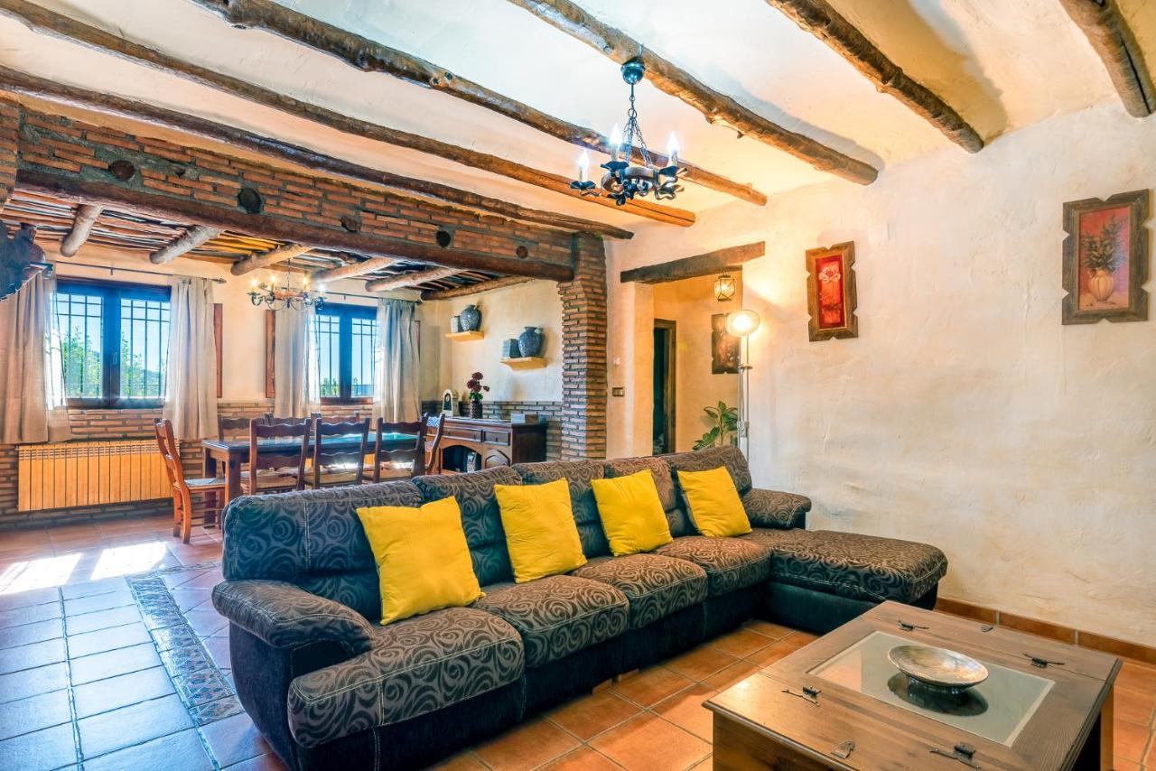 Сasa de vacaciones Cortijo La Loma De La Alpujarra *