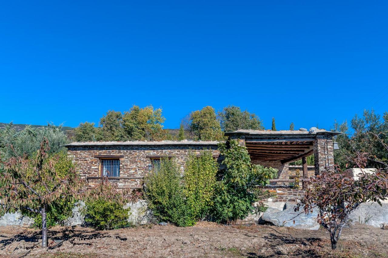 Сasa de vacaciones Cortijo La Loma De La Alpujarra Pitres